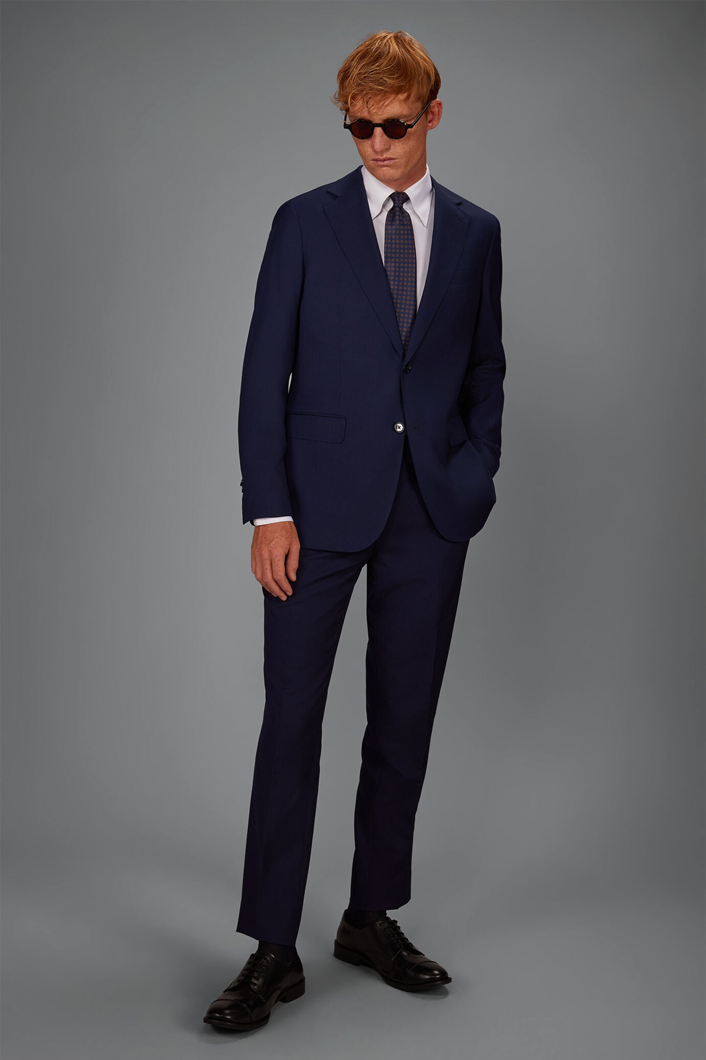 Costume droite bleu mix de tailles